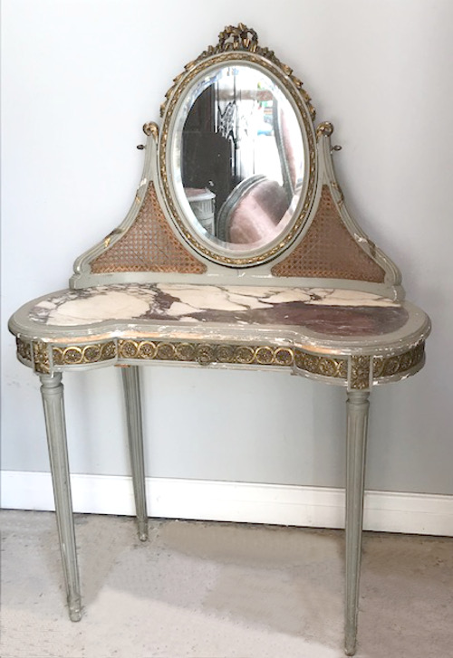 french antique dressing table